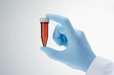 艾本德Eppendorf Tubes? 5.0 mL 帶螺旋蓋, 5.0 mL, 無菌、無熱原, 無RNase和DNase, 無DNA, 琥珀色（光保護(hù)）, 200 個(gè) (2 包 × 100 個(gè))貨號(hào)